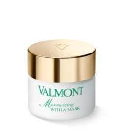 Moisturizing With a Cream
